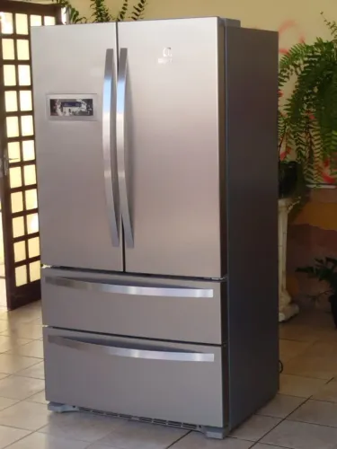 Side By Side Electrolux modelo FDD80