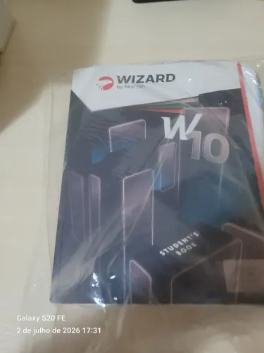 Vende-se livro w10 da wizard.