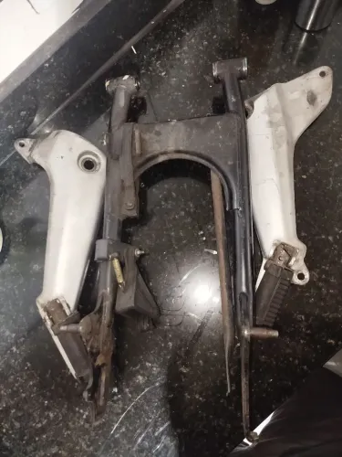 Bacalhau e balança cg125