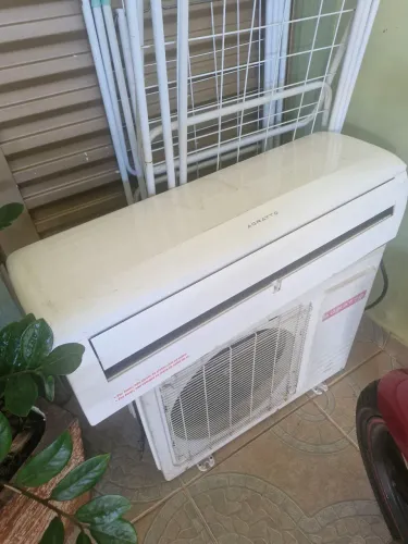 AR CONDICIONADO 9000 BTU 220V