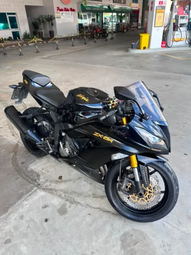 Kawazaki ninja zx6r 636