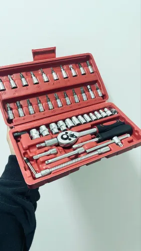 Jogo de Ferramentas 46 Peças - Chave Catraca + Soquetes e Bits - Maleta Completa Novo