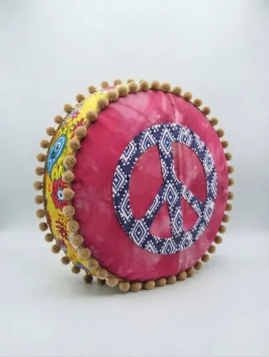 Almofada Redonda Boho Peace & Love | Estilo Hippie Chic com Pompons ?