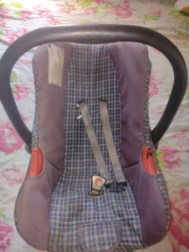Vendo bebê conforto