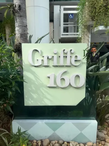 ALUGUEL EM ICARAÍ  CONDOMÍNIO GRIFFE   Rua Miguel de Frias, 160