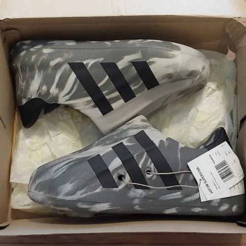 Adidas 39
