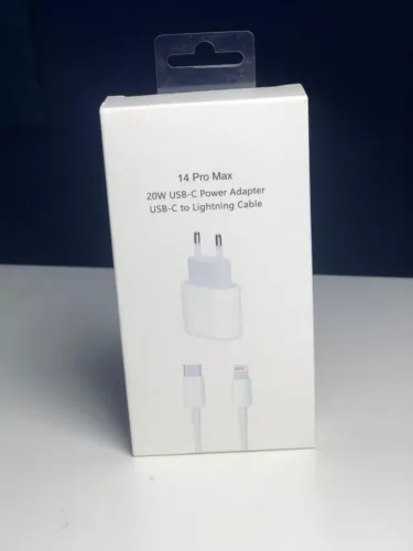 Kit Carregador 20W USB-C + Cabo Lightning