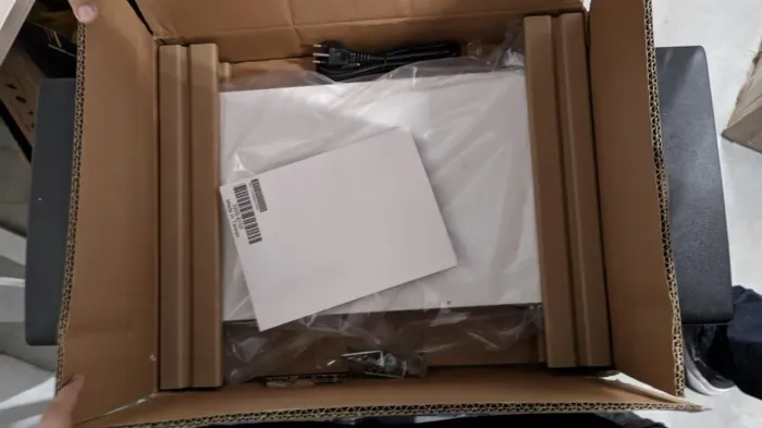 Kit 2x SWITCH ARUBA INSTANT ON 24G POE+ 195W 4XSFP+ (JL683A) NA CAIXA