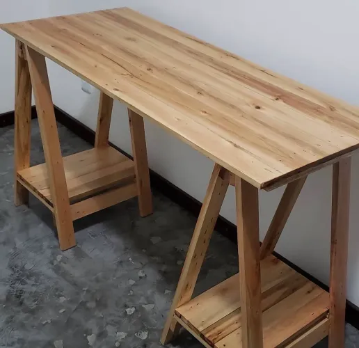 Mesa cavalete