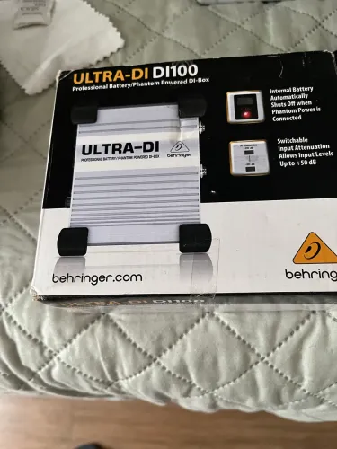 Direct Box Behringer Ultra DI