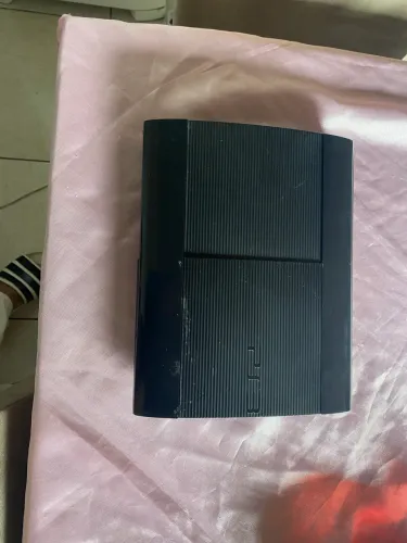 ? PLAYSTATION 3 SUPER SLIM À VENDA! ?