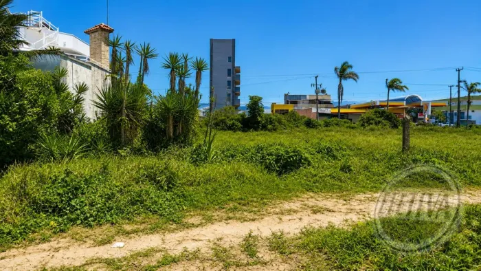 TERRENO 2.600M² - BALNEARIO ELIANE - GUARATUBA - PR