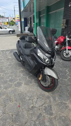 Maxsym 400i