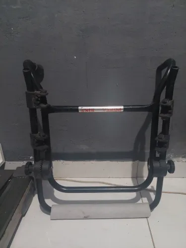 Vendo suporte para bikes (POR FAVOR LEIA A DESCRIÇÃO!!)