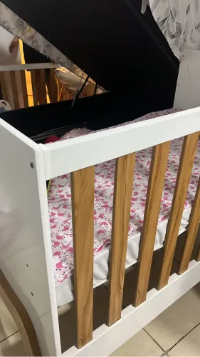 Berço Retrô , com colchão e enxoval 