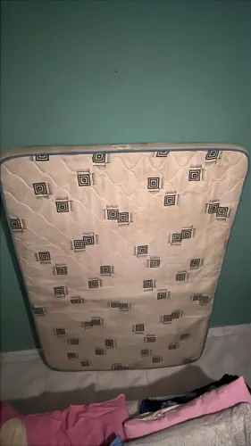 Colchão Ortobom Light, tamanho casal, espuma D33.