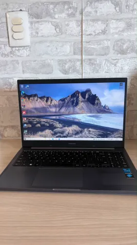 Samsung Book NP550XDA-KF2BR