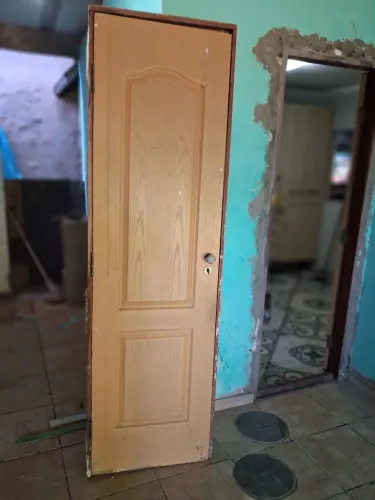 Vendo porta de banheiro completa com portal