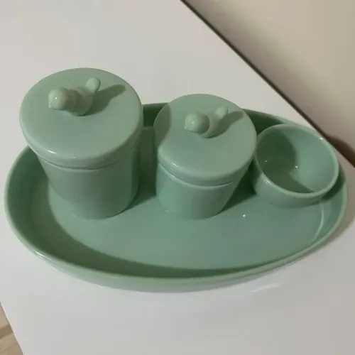 Kit porcelanato para utensílios de bebê 