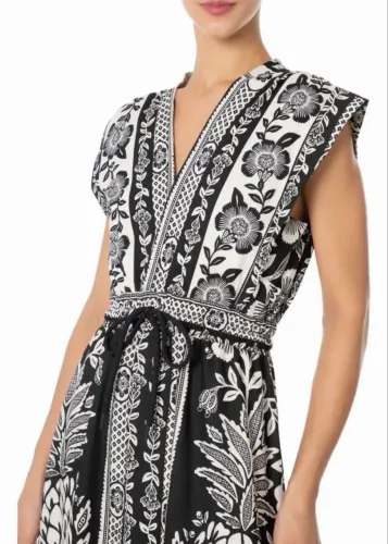 Vestido FARM Jardim Romance P