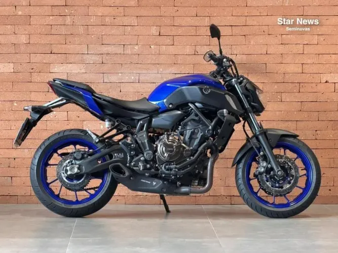 YAMAHA MT07 ABS 2023