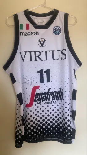 Regata Basquete Virtus Bologna Autografada #11 Kravic - Macron - Tamanho M