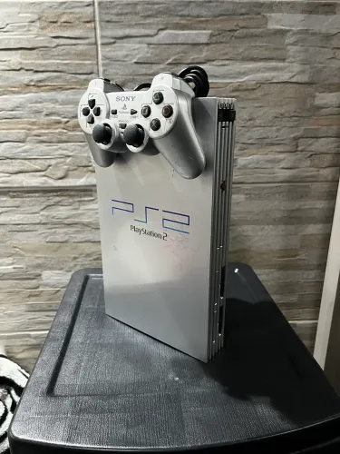 PlayStation 2 edição silver colecionador
