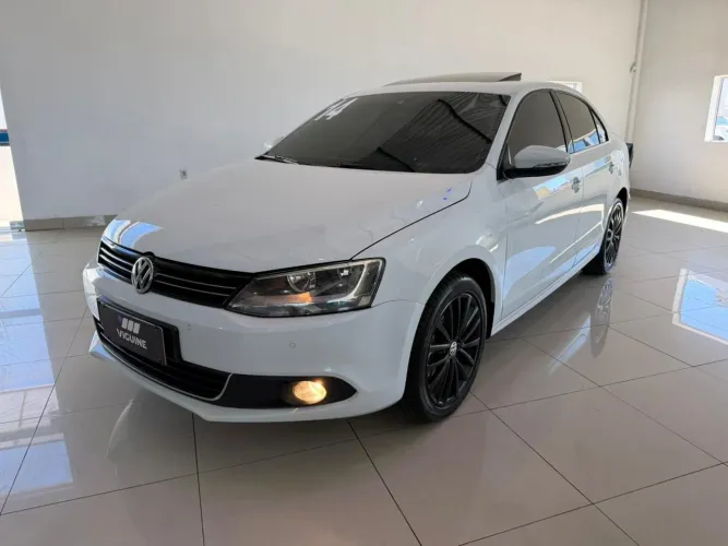 Volkswagen Jetta Highline 2.0 TSI 16V 4P Tiptronic 2014