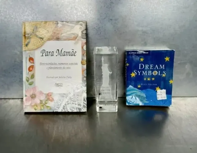 Estátua Liberdade Cristal USA + 02 Livros