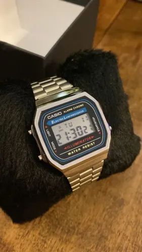 Relógio Casio Vintage A168WA-1 Pulseira de aço inoxidável prateada unissex