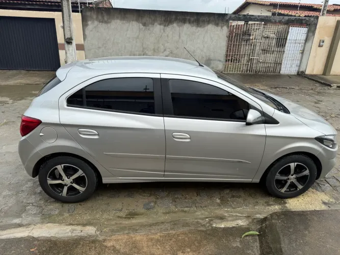 Chevrolet Onix Hatch LT 1.4 8V Flex Aut. 4P 2018