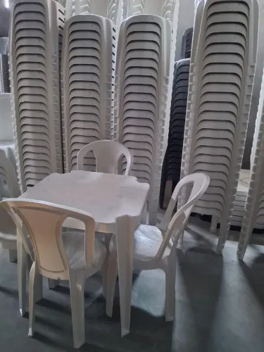 VENDE-SE CONJUNTO DE CADEIRA REFORÇADA/182 KG