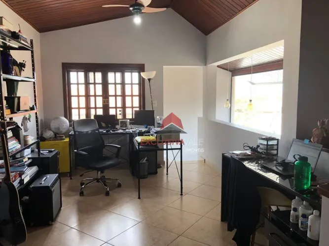 Casa com 3 dormitórios à venda, 180 m² por R$ 1.480.000,00 - Urbanova - São José dos Campo