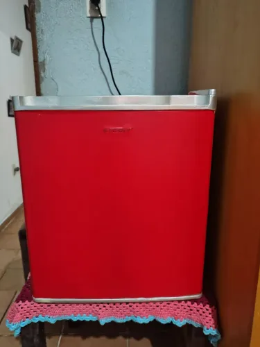 Frigobar eterny para conserto 
