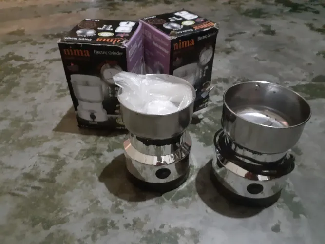 Triturador de café e outro grãos