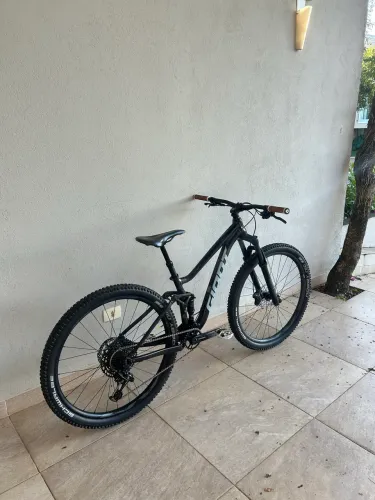 Bicicleta de trail Giant stance