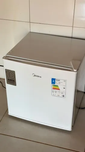 Frigobar Midea 45Lt