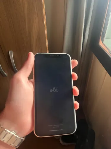 vendo iphone xr com traseira quebrada, preço negociável!