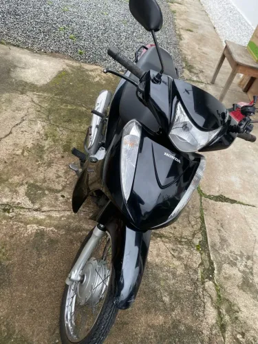 Biz 125 2011 top transferência na hora nada pra fazer só pegar e andar
