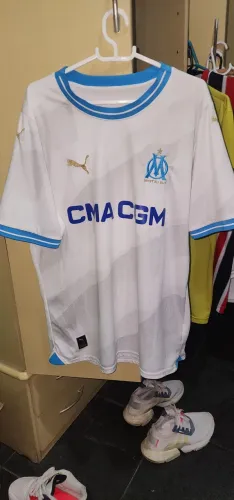 Camiseta time olympique de marseille original linda.