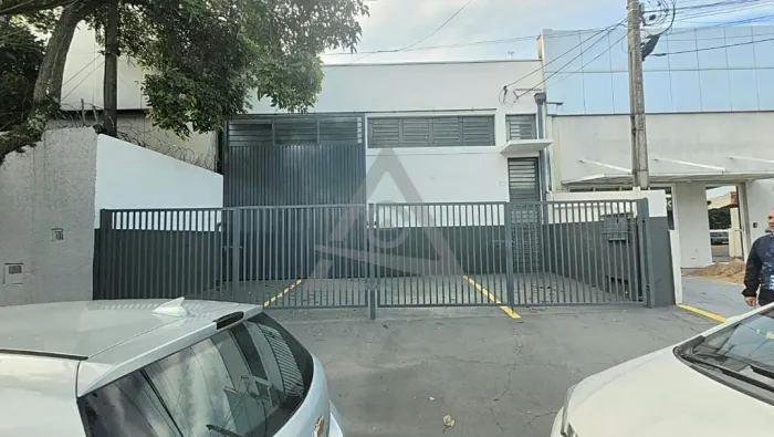 Galpão para alugar em Campinas, Jardim do Trevo, com 349 m²