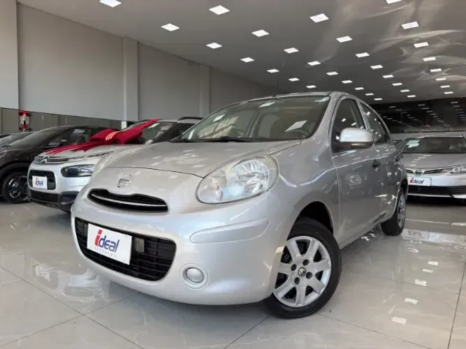 Nissan March S 1.0 16V Flex Fuel 5P 2013