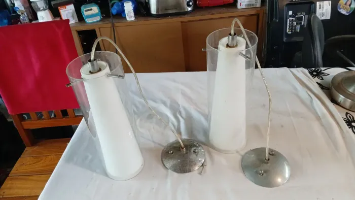 Par de luminárias.
