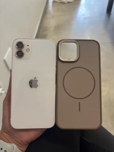 iPhone 12 
