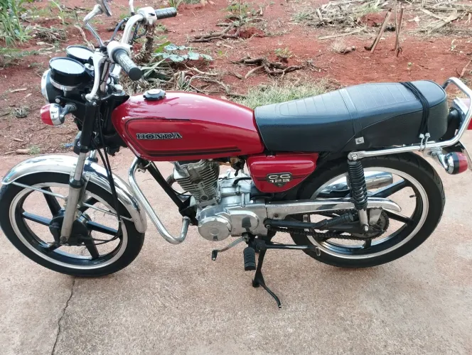 Vendo CG 125 relíquia 10500
