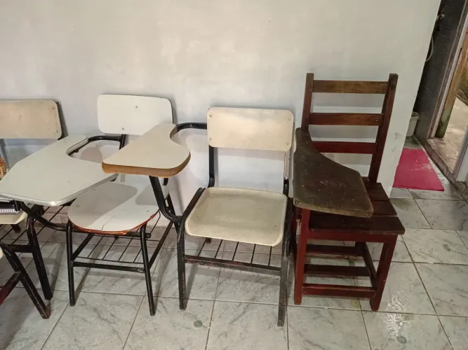 Cadeiras escolares