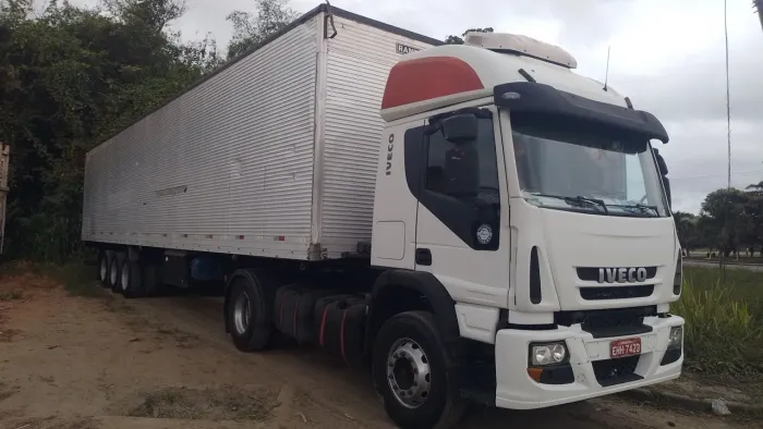 Vendo ou troco conjunto ou só o cavalo por 3/4
