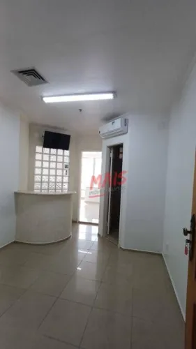 Conjunto comercial com instalação de consultório odontológico