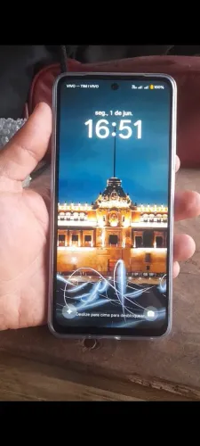 Vendo um celular realme c75x meu de uso quero vender pq quero comprar um com mais memória