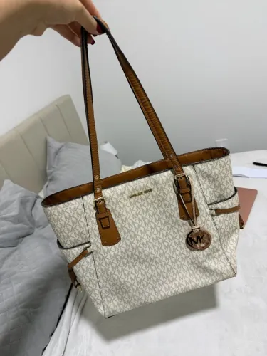 Bolsa Michael Kors original com certificado 